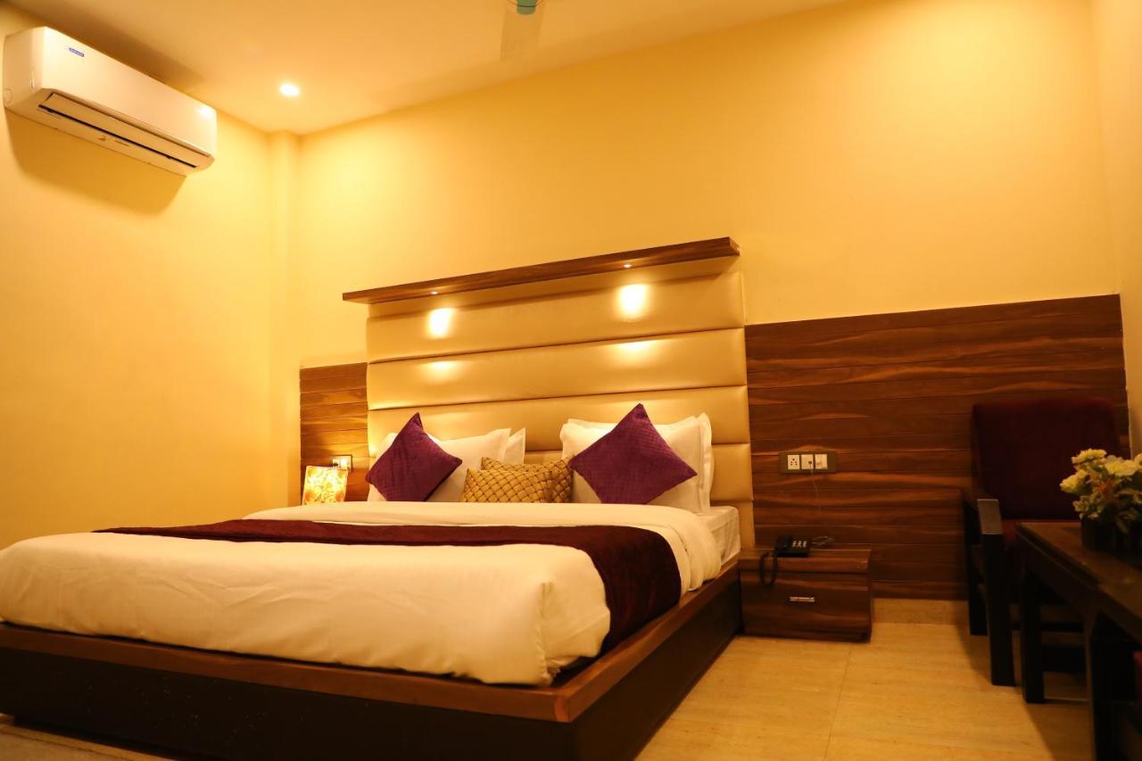 Hotel Ganga Heights Haridwar Bagian luar foto