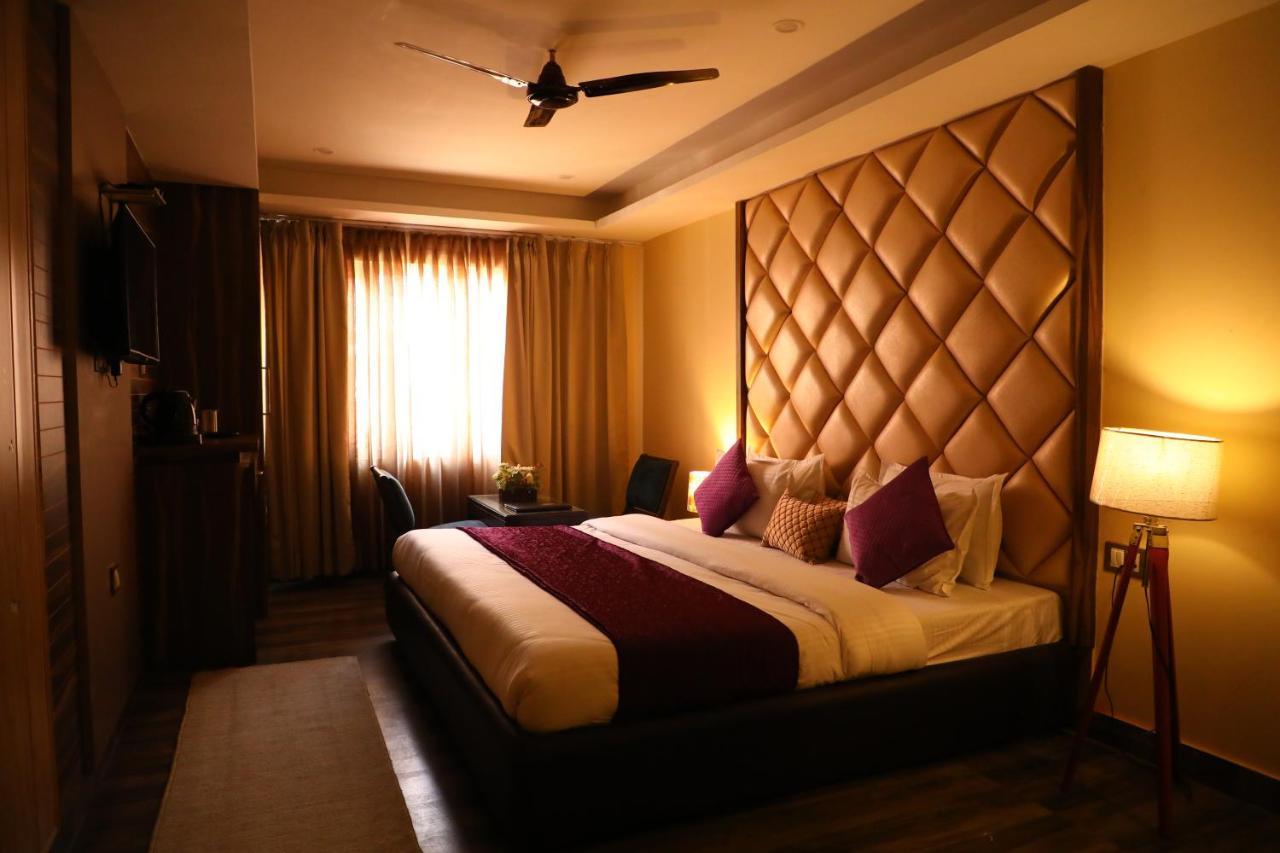 Hotel Ganga Heights Haridwar Bagian luar foto